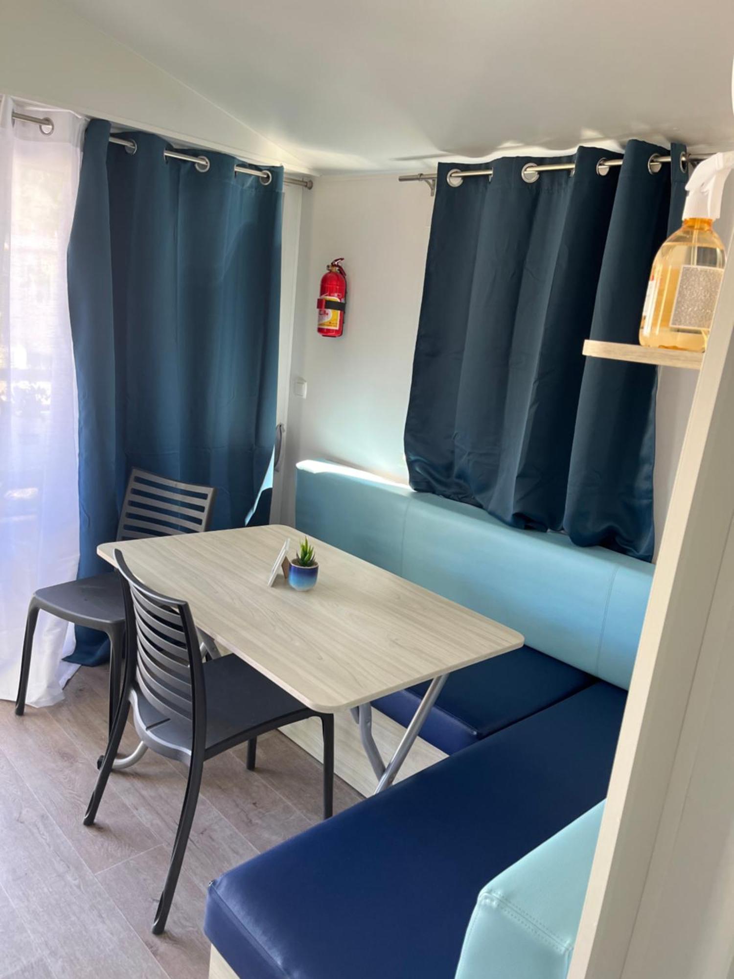 Camping La Marine 勒格罗-迪鲁瓦 外观 照片